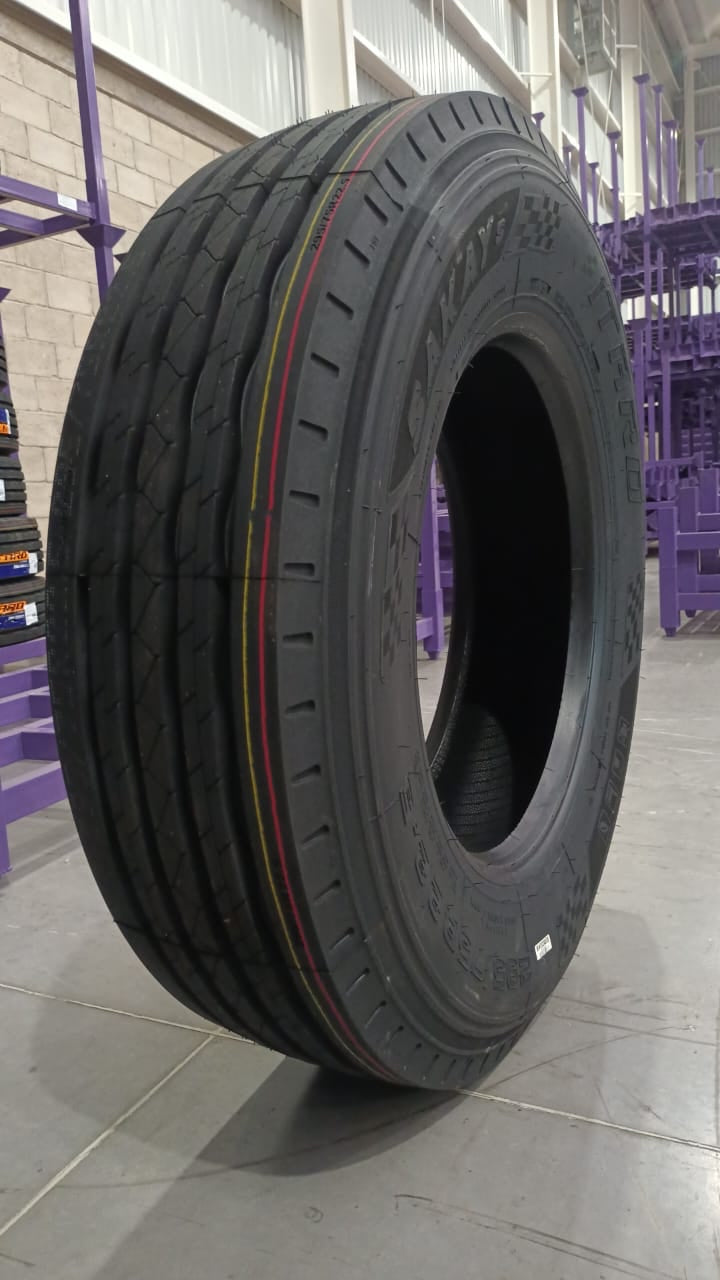 Llanta 295/75R22.5 149/146L 18L ITARO SAKAY S Delantera